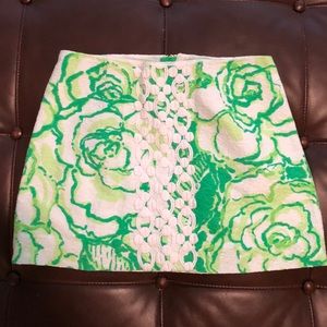 Lilly Pulitzer Skirt in Resort White Heartbreakers